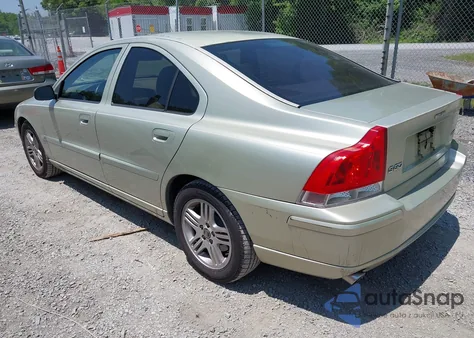 2005 Volvo S60 2.5T from USA, damaged, VIN YV1RS592952441652
